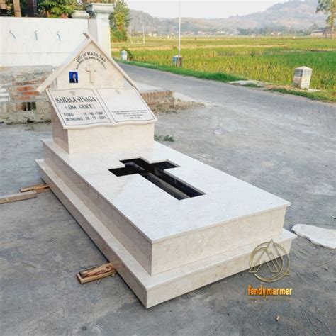 Jual Kijingan Makam Kristen Nisan Model Rumah Batu Marmer Putih