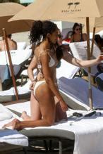 Malia Obama Nude Aznude