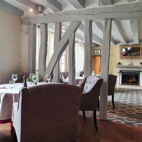 La Croix Blanche Veuves A Michelin Guide Restaurant