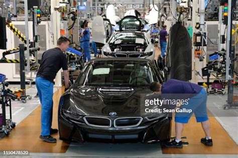 4,367 Bmw Factory Stock Photos, High-Res Pictures, and Images - Getty ...