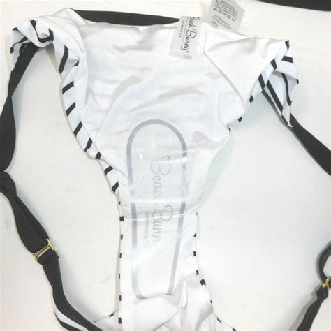 Beach Bunny Swim Beach Bunny Presley Top And Skimpy Bikini Bottom Poshmark