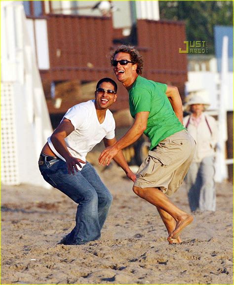 Mcconaughey Taps Ass Literally Photo Photos Just Jared