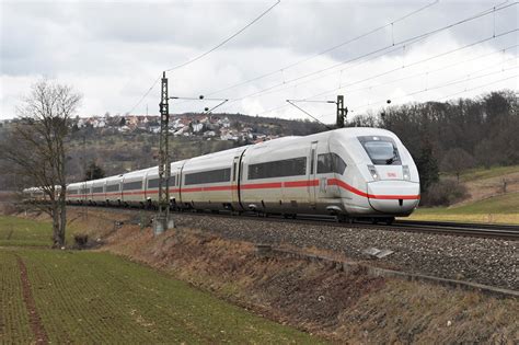 Tz 9010 vor Uhingen auf dem Weg nach München 12.02.2019 - Bahnbilder.de