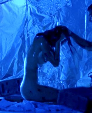 Naked Ashley Judd In Bug