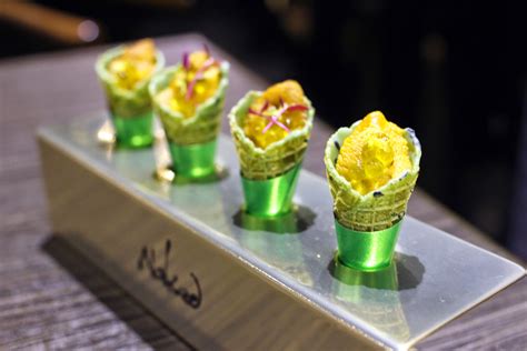 Naked Gurume Gyarari グルメ画廊回味台灣吃喝藝術