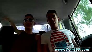 Toda la vieja actriz tamil película de sexo gay recogido golpeado y abandonado XVIDEOS