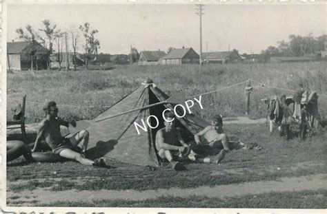 Foto Wk Soldaten Halbnackt Nude Quartier Zelt Polen B Eur Picclick De