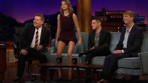 Naked Sarah Hyland In Late Late Show With James Corden