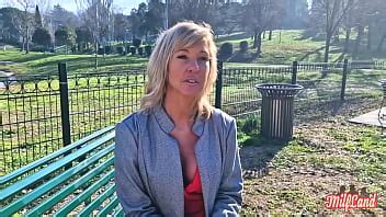 Emmy Une Milf Belge Qui A Chaud Au Cul Part XVIDEOS