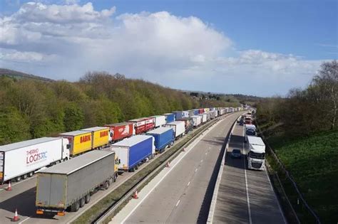 Operation Brock: Diversion route in place on M20 as traffic chaos mounts - Kent Live