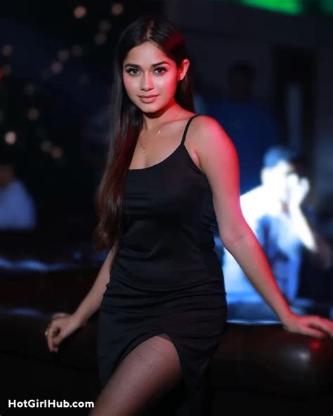 Hot Jannat Zubair Big Boobs Instagram Model Pics