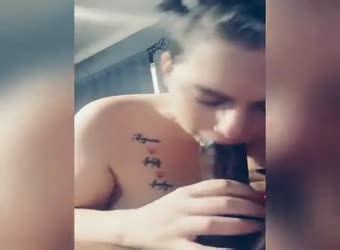 Asian Mature Gets Her Pussy Licked Good At HomeMoviesTube