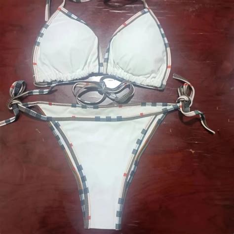 Traje de baño de dos piezas con sujetador y liguero para mujer diseño de marca de lujo bikini