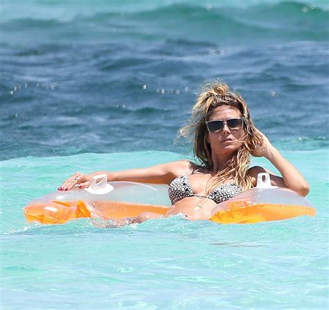 Heidi Klum Impresionante Así Luce En Bikini A Sus 43 Años Y Tras