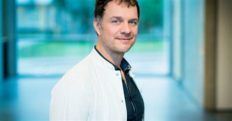 Menschen sind süchtig nach Informationen wie nach Essen und Sex BUNTE de