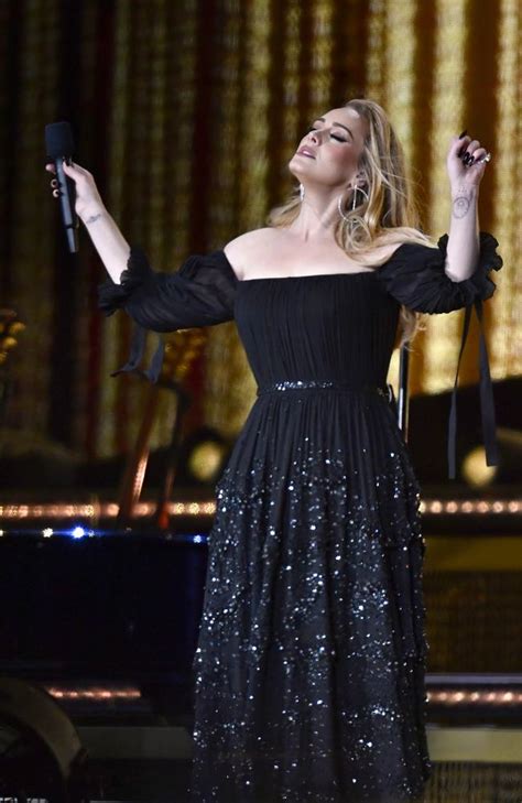 Adele Stuns In Emotional Return To The Stage In Londons Hyde Park The Advertiser