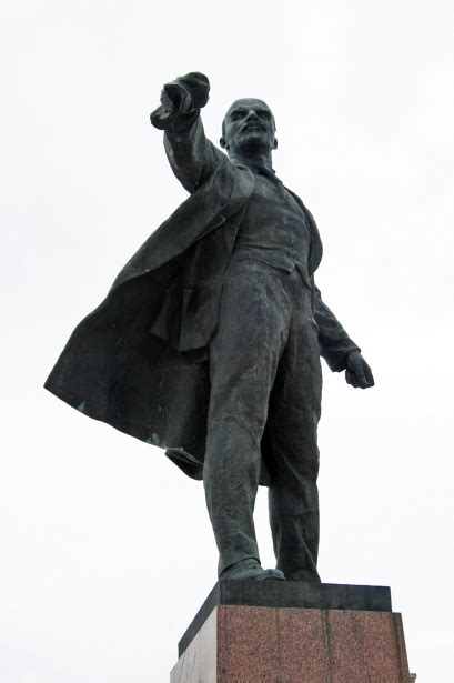 Statue Of Lenin In Saint Petersburg Free Stock Photo - Public Domain ...