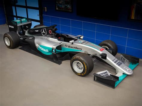 Formula Factory F1 Show Car Lewis Hamilton Full Scale Model Dare To