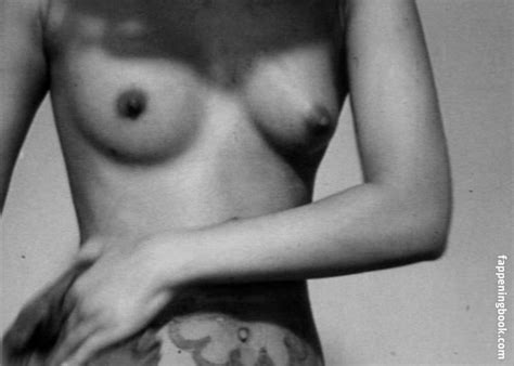 Dolores Nude OnlyFans Leaks Fappening FappeningBook