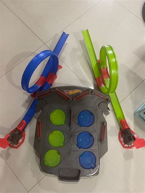 Hot Wheels Rebound Raceway Playset Hobbies Toys Toys Games On Carousell