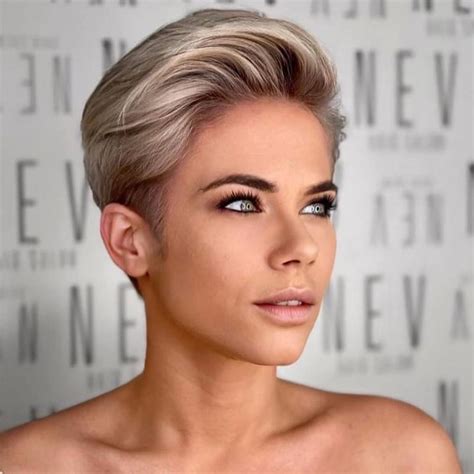 30 Dazzling Blonde Pixie Cut Ideas To Refresh Your Style