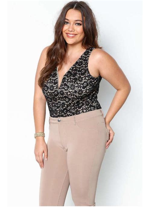 33 Plus Size Bodysuits Thatll Ensure Layering Perfection In Any Season — Photos