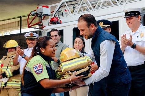 Entrega Alcalde Juan Manuel Unánue equipamiento a Bomberos Conurbados