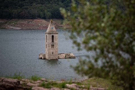 La Sequ A Cede Poco A Poco En Catalu A As Est Ahora El Pantano De Sau