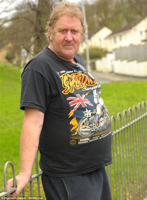 Facebook User Tricked Into Exposing Himself Online By Mystery Blonde Daily Mail Online