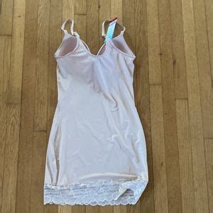 Assets By Spanx Intimates Sleepwear Assets Red Hot Label By Spanx Soft Nude Luxe Lean Lace