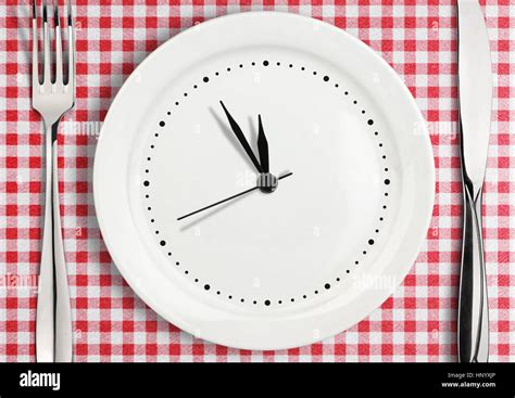 Clock Plate Hi Res Stock Photography And Images Alamy