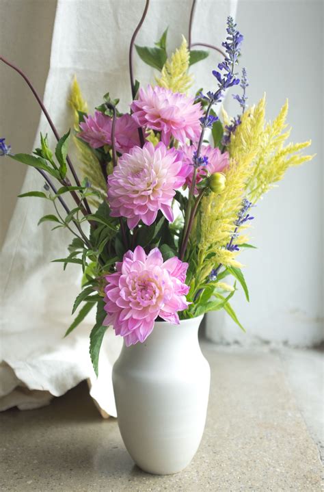 30 Beautiful Vases For Flowers