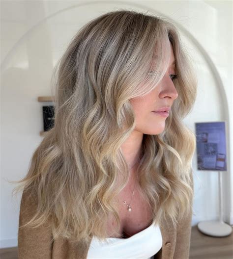Dirty Blonde Hair Ideas That Will Be Everywhere In