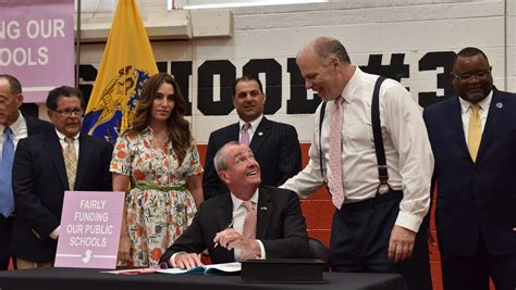 NJ high taxes: Panel pushes school mergers, end guaranteed pensions