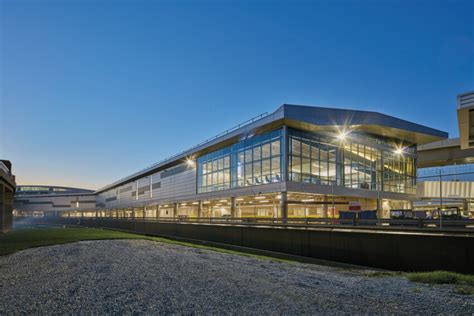 CESG | DFW Airport Terminal C – High C Gates