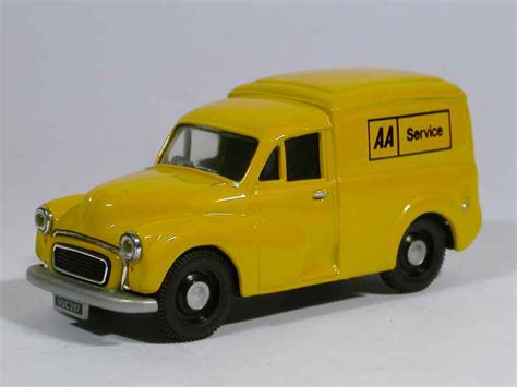 Morris Minor 1000 Van Corgi 143 Autos Miniatures Tacot