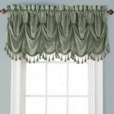 Royal Velvet Hilton Rod Pocket Federal Tuck Valance