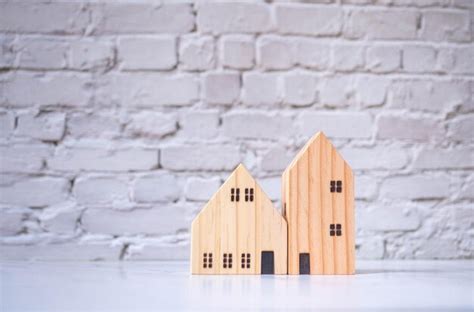 Premium Photo Close Up Of White House On Wall