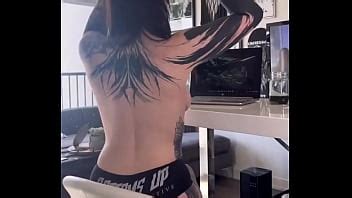 Todays Office Attire XVIDEOS