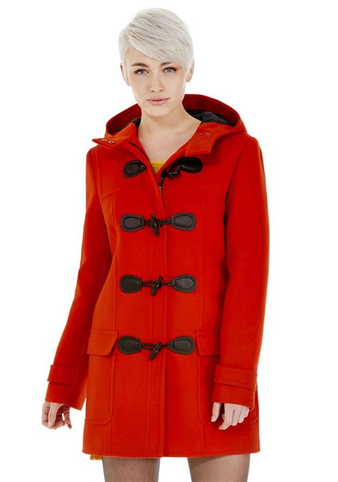 Красное Пальто С Капюшоном Лучшая Фото Подборка