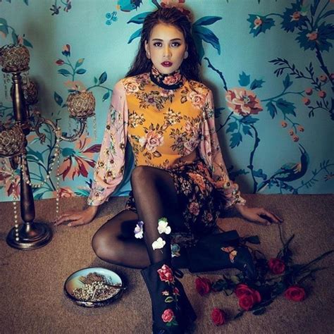 Chạm ngưỡng 30 các hot girl Sài Thành đời đầu giờ ra sao Gương mặt trẻ ZNEWS VN