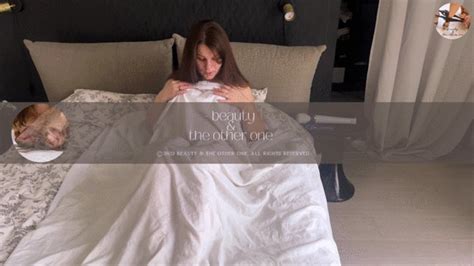 Home Alone Masturbating Pussy Play Under The Sheets Beauty And The Other One Clips Sale