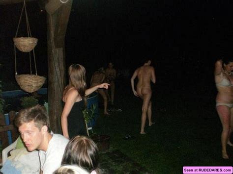 Amateur Female Flashers Porn Pictures Xxx Photos Sex Images Pictoa