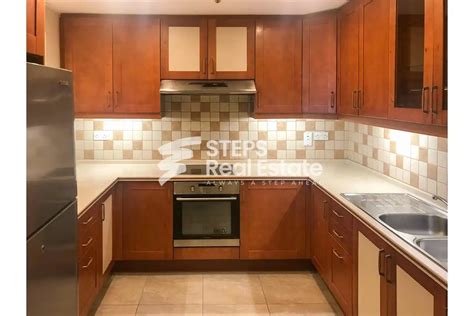 Stunning 1bhk W Balcony And Sea Views