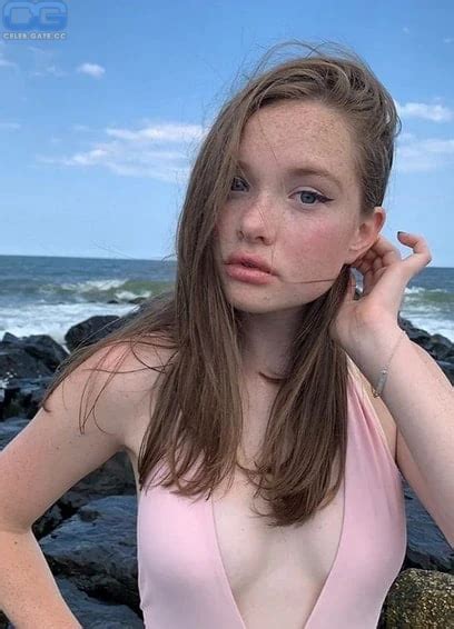 Zoe Colletti Nude Pictures Photos Playboy Naked Topless Fappening