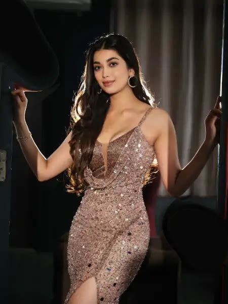 Digangana Suryavanshi Top Hot Pics And Photos