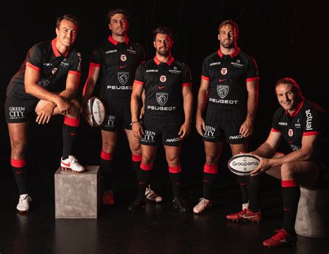 Découvrez le nouveau maillot du Stade Toulousain pour la saison 2023