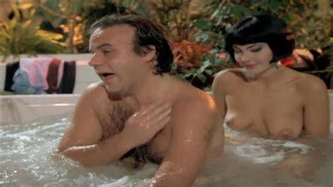 Naked Nina Soldano In Delitti E Profumi