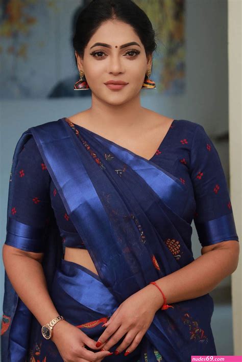 Desi Aunty Hot Saree Photo Nudes