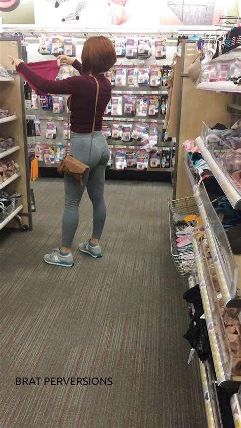 Big Ass Public Creep 4 Pics XHamster